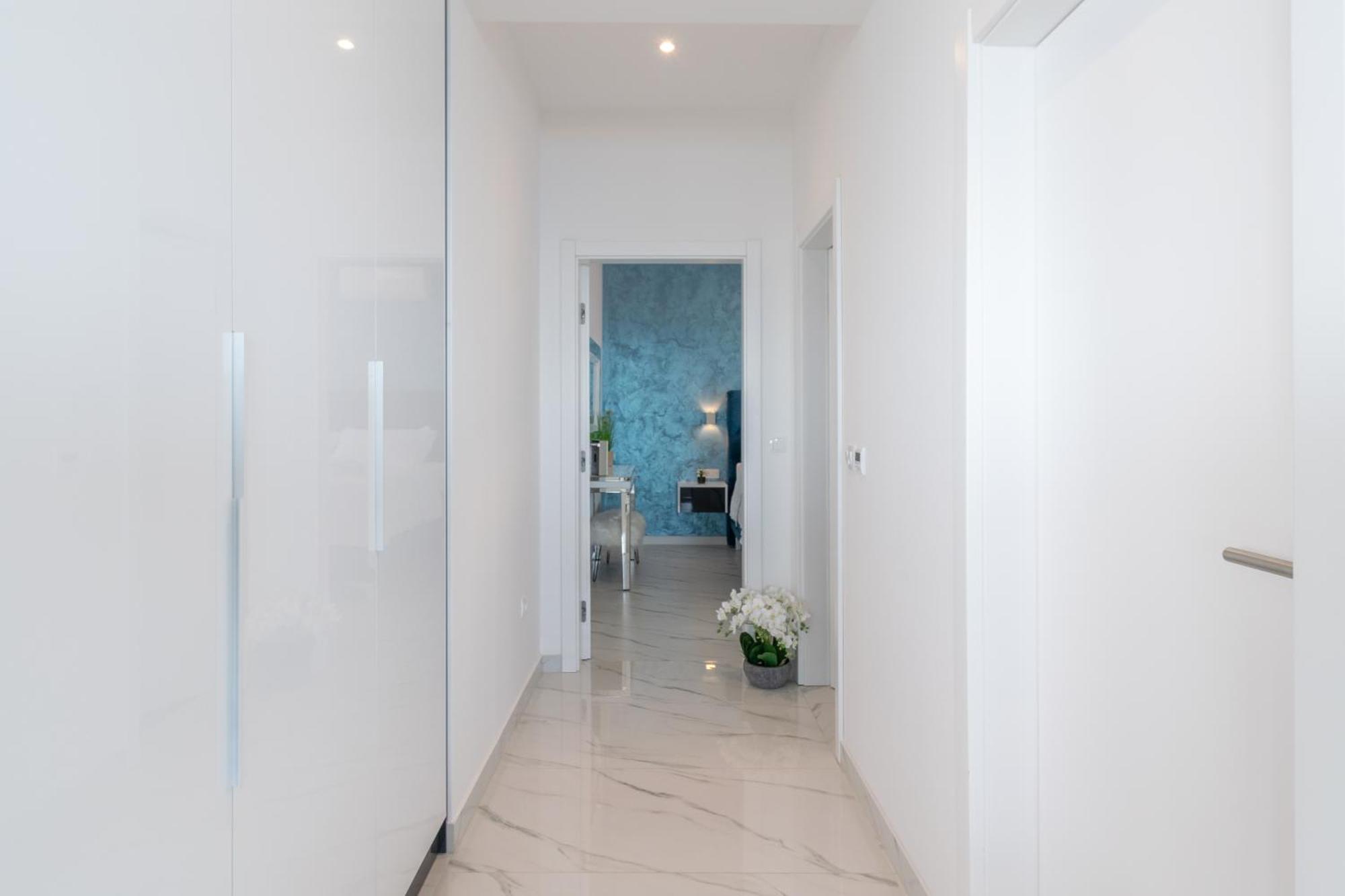 Appartamento Lux Penthouse Panoramic View With Jacuzzi Makarska Esterno foto