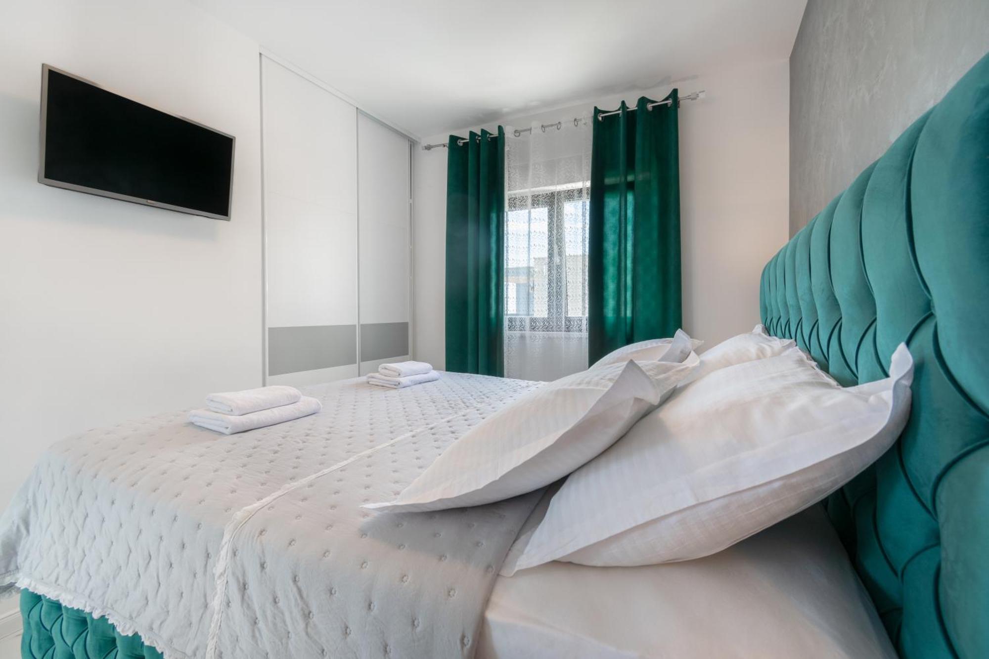 Appartamento Lux Penthouse Panoramic View With Jacuzzi Makarska Esterno foto